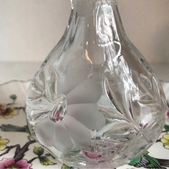Vintage Princess House Etched Pressed Crystal Perfume Bottle and Fan Sto… - Picture 4 of 9
